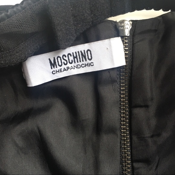 Moschino Chic Black Dress - Picture 3 of 7